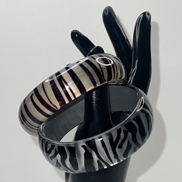 Two Animal Print Bangles | Gray & Silver | Brown & Cream - Picture 6 of 14